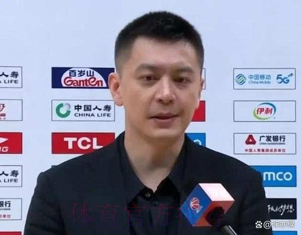 杨鸣透露下场只有2外援，辽媒透露亨特OUT，场均仅3.8分真没用！